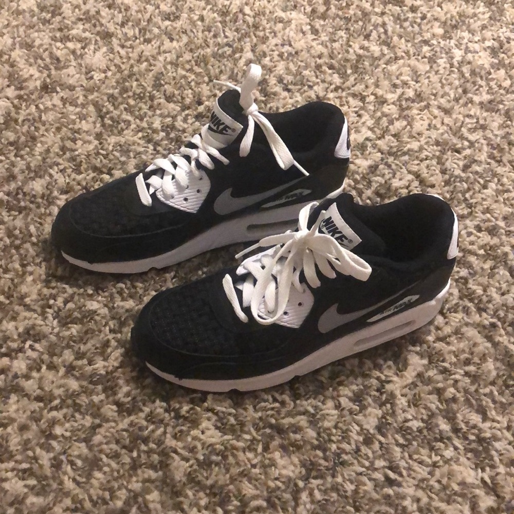 Nike Air Max. Youth 6.5
